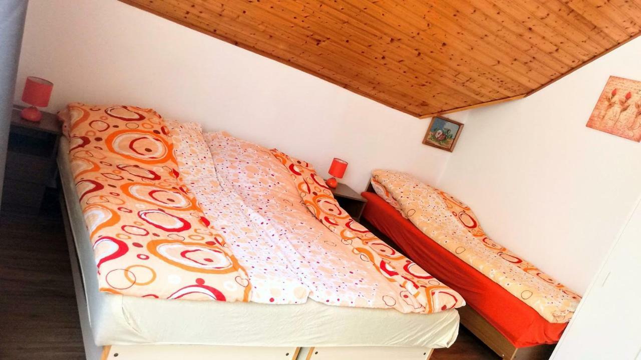 Balatonfoeldvar Centrum Apartmanok Eksteriør billede